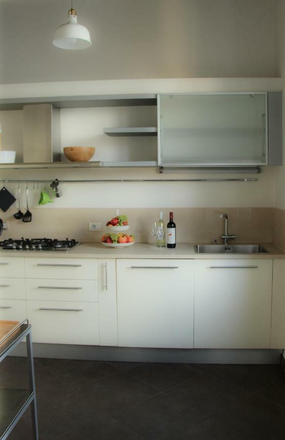 Tabacchi Luxury Apartment In Lucca Historical Center Near Toll Parking ภายนอก รูปภาพ