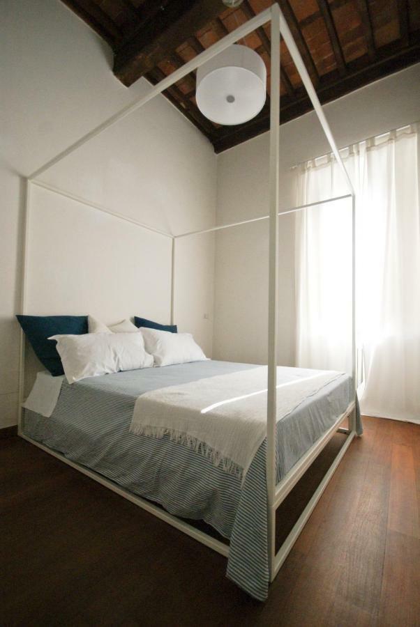 Tabacchi Luxury Apartment In Lucca Historical Center Near Toll Parking ภายนอก รูปภาพ
